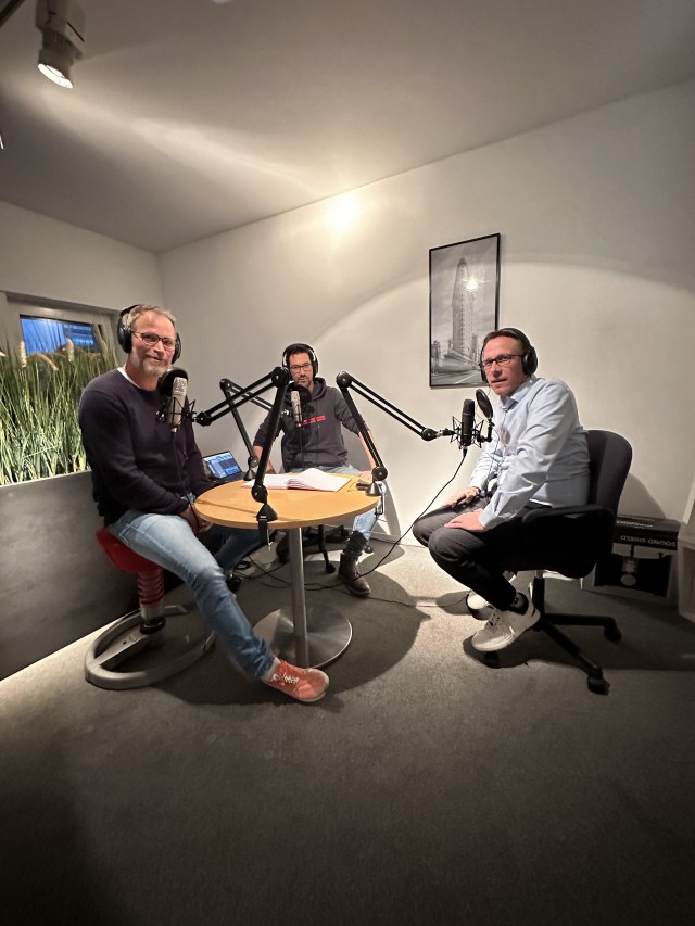 Mark. Marke. Mikrofon - der Jahresr&uuml;ckblick 2023: von echt starken Marken, Menschen und Abenteuern